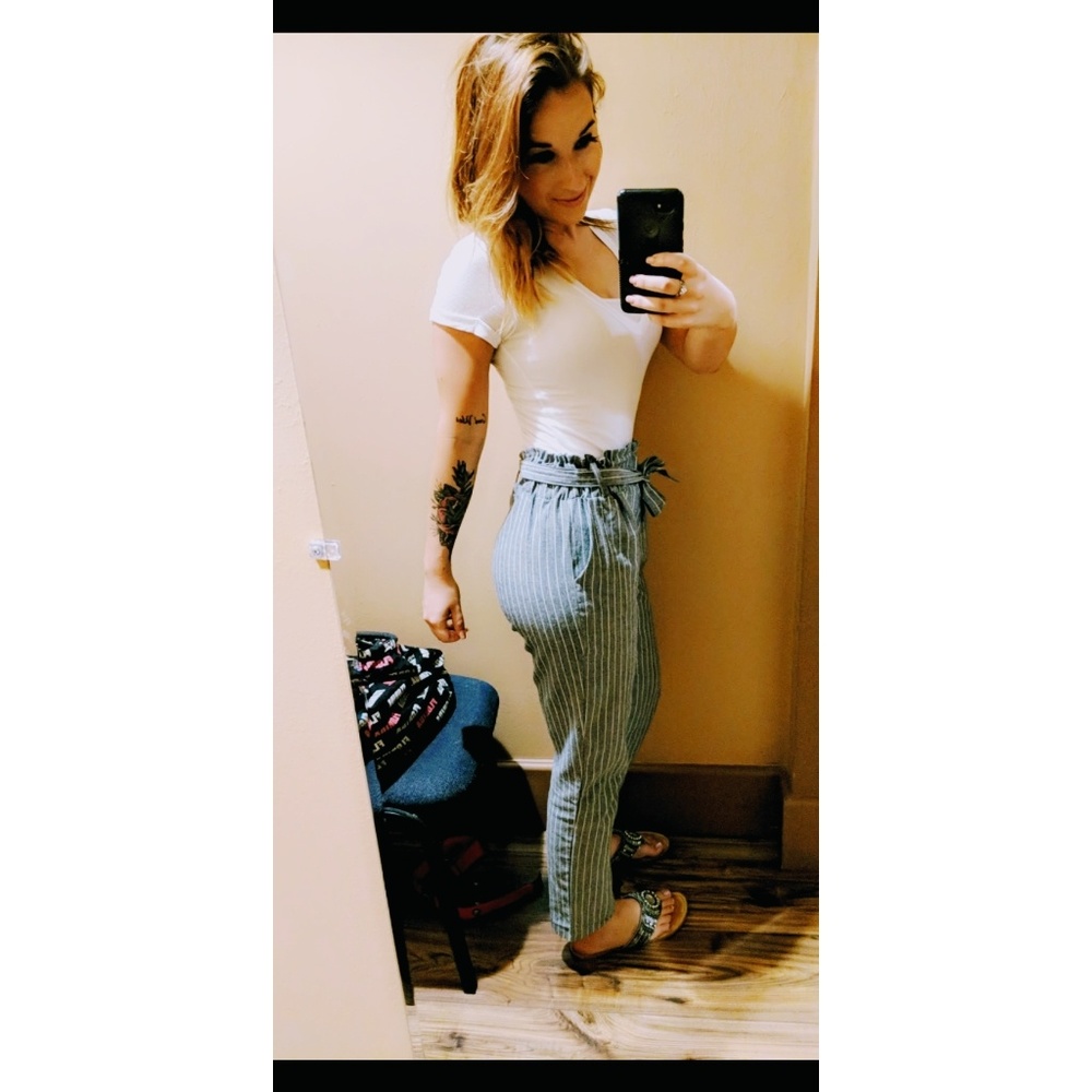 Grey Bow Striped Pants